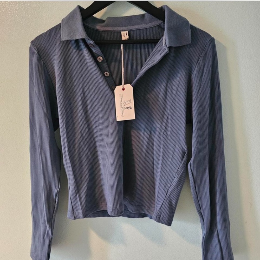 NWT Fashion Brand Company XL Dolphin Blue Long Sleeve Polo Top - Picture 2 of 2